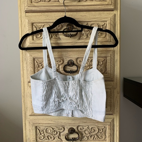 Blue and white striped crop top - Picture 4 of 4